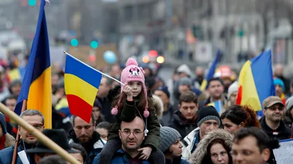 Prea multă libertate duce la haos, cred mulți români. Sondajul care arată fricile și valorile societății