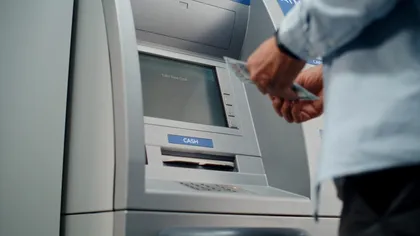 Suma maximă pe care o poţi scoate de la bancomatele din Spania fără să trezeşti suspiciuni. Când intră banca în alertă