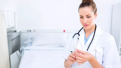 Câţi bani pierd asistenţii medicali după noua lege a salarizării. Exemplu concret de calcul pentru sporuri