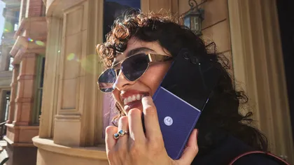Motorola Razr 70 și Razr 70 Ultra, la lansare: telefoanele flip din 2026 mizează pe design premium, AI și ecrane externe mai utile