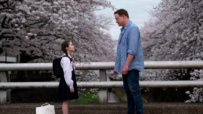 Rental Family pe Disney+: Brendan Fraser îți rupe inima, într-un film delicat despre singurătate, minciuni bune și oameni care au nevoie să fie văzuți