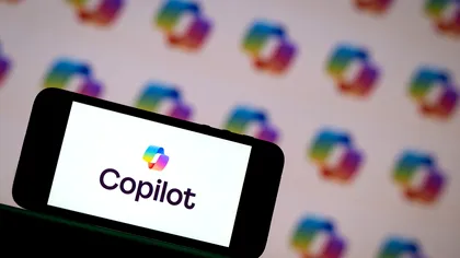 Microsoft lansează Copilot Cowork pentru toată lumea. Noua unealtă AI promite să preia sarcini complexe și să reducă semnificativ timpul de lucru