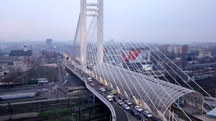 Restricții auto pe Pasajul Basarab. Rute ocolitoare pentru a evita aglomeraţia din zonă