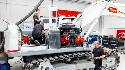 Tehnologia daneză care poate face excavatoarele electrice cu 50% mai eficiente: Danfoss reduce consumul hidraulic cu 35%