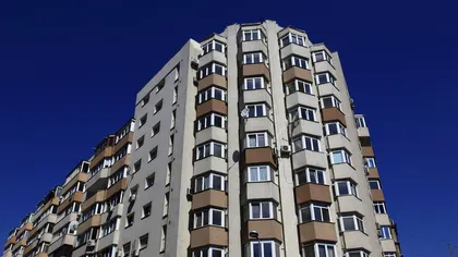 După luni întregi de declin, piața imobiliară schimbă direcția. Ce se întâmplă cu apartamentele, unde se cumpără cele mai multe locuinţe