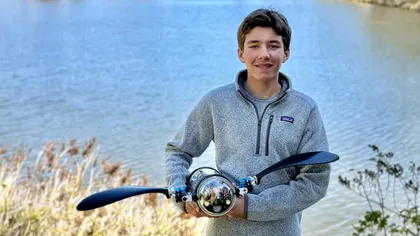 Un elev de 15 ani a construit o dronă subacvatică inspirată dintr-o țestoasă. La ce folosește AI-ul