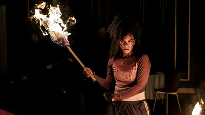 „Ei te vor ucide” a ajuns pe HBO Max: horrorul sângeros pe care merită să-l recuperezi acasă după ce l-ai ratat la cinema