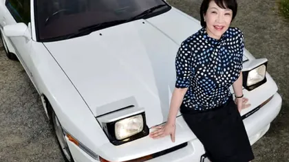 Prim-ministrul Japoniei are o pasiune neașteptată: Toyota Supra A70 pe care a condus-o peste două decenii