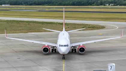 De ce cele mai multe dintre avioane sunt albe. Explicația ține și de bani