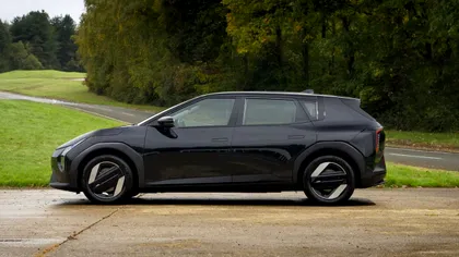Kia EV4 primește tracțiune integrală și 560 km autonomie: electrica europeană care atacă direct Tesla