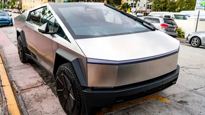 Tesla dă în judecată un furnizor care ar putea bloca producția Cybertruck. Compania spune că livrările sunt în pericol