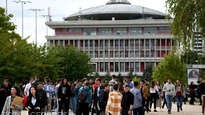 Cât costă taxa la cele mai căutate facultăți din România în anul universitar 2026-2027. Sumele pe care trebuie să le plătească studenții
