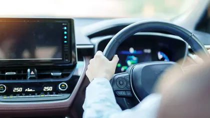 Dosarul pentru permisul auto are mai puține documente în 2026. Actul pe care nu mai trebuie să-l prezinți la ghișeu