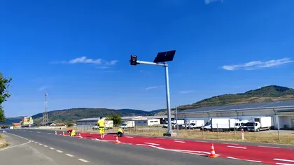 Covor roșu pe șoselele din România. Noua metodă prin care șoferii sunt avertizați să încetinească