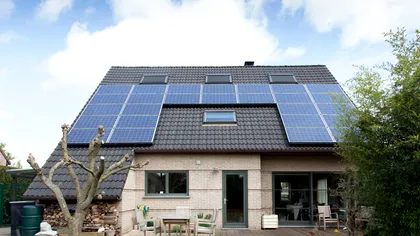 Merită panourile fotovoltaice dacă ai o factură de numai 150 de lei? De la ce consum începe să fie atractivă investiția
