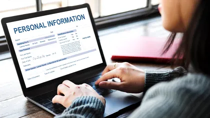 Mesajele trimise de pe laptopul de serviciu sunt private? Ce poate verifica angajatorul