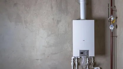 Românii cu centrale pe gaz și sobe ar putea plăti o nouă taxă. De când ar urma să intre în vigoare regula UE