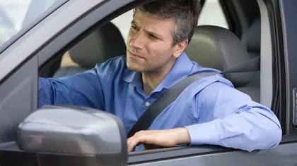 Poți conduce dacă ai epilepsie? În ce condiții poate fi eliberat sau păstrat permisul auto în România