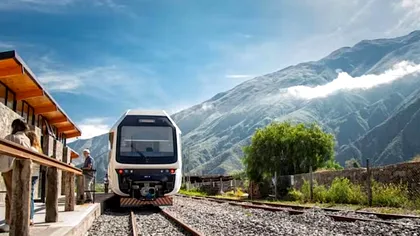 Argentina a lansat primul tren solar din America Latină, pe un traseu istoric vechi de 10.000 de ani