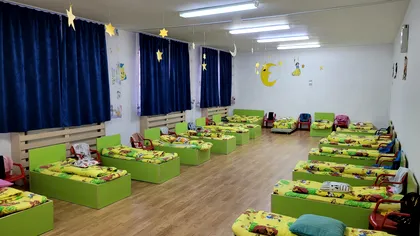Copiii nu mai pot dormi la prânz în peste 20 de grădinițe. Ce probleme a descoperit Protecția Consumatorilor la pătuțurile celor mici