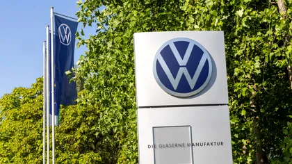 Lovitură pentru industria auto germană. Volkswagen pregăteşte concedierea a 50.000 de angajați, ce se întâmplă cu fabricile
