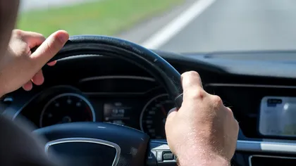 Permisul categoria B nu mai este suficient pentru acești șoferi. Documentul suplimentar pe care trebuie să îl obțină conducătorii auto