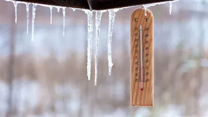 Temperaturile au coborât sub zero grade Celsius în mai multe localități din România. Cum va fi vremea în următoarele zile