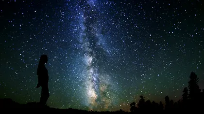Astronomii au descoperit primul microblazar din Calea Lactee, alimentat de o gaură neagră