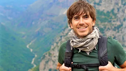 INTERVIU EXCLUSIV | Simon Reeve, față în față cu sălbăticia: poveștile din spatele celor mai riscante călătorii ale sale din seria documentară „Wilderness”