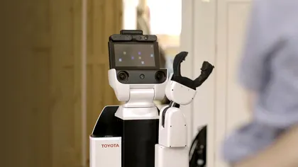Toyota pregătește o revoluție în fabrici: 400.000 de roboți ar putea intra în producție, cu investiții de 6,4 miliarde de dolari anual