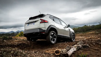 Dacia Duster cu roată de rezervă diferită: când o poți folosi fără să afectezi transmisia 4x4