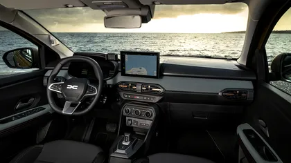 Dacia Sandero cu cruise control: cât ajută la consum și când devine incomod pe drumurile din România