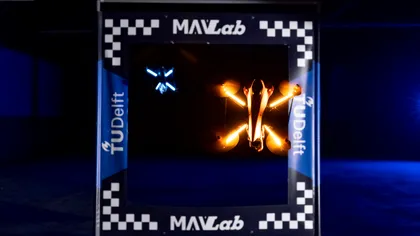 O dronă controlată de AI a învins trei foști campioni mondiali într-o cursă internațională. MonoRace a fost mai rapidă decât piloții umani