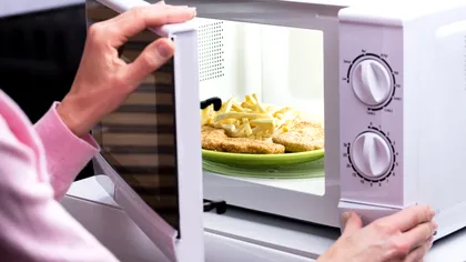 Ce alimente nu trebuie să pui niciodată în cuptorul cu microunde. Ce alimente nu trebuie să pui niciodată în cuptorul cu microunde.