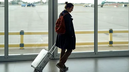 Reguli noi pentru călătoriile cu avionul din 2027. Ce bagaje vor putea fi luate la bord fără plată suplimentară