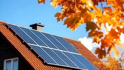 Când este cel mai bine să pornești mașina de spălat dacă ai panouri fotovoltaice toamna. Intervalul se schimbă față de vară