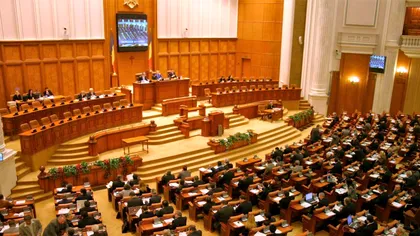Parlamentul, la „dietă”: legea care reduce numărul, adoptată de Senat