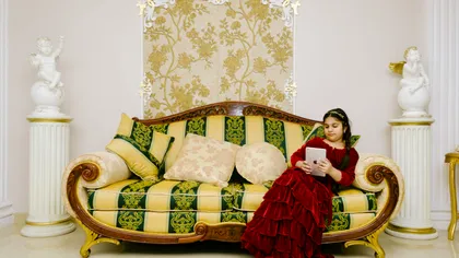 FOTO Lumea vrăjitoarelor de lux din România e fascinantă și fantastică