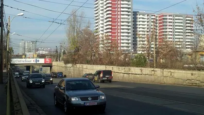 Un pod din București stă să cadă oricând, dar problema e ignorată de ani de zile