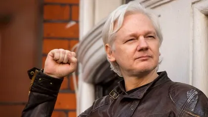 Julian Assange, arestat la Londra: ce s-a întâmplat cu fondatorul Wikileaks - VIDEO