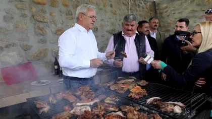 Liviu Dragnea, campanie cu grătar și mămăligă la ceaun. De frica protestelor, nu mai iese în piețe: „Mergi în centrul orașului dacă ai curaj”
