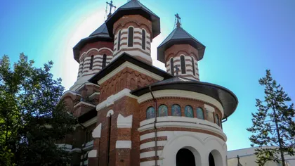 Milioane de lei dați cu frică de Dumnezeu. Câți bani a dat un primar bisericilor din județ