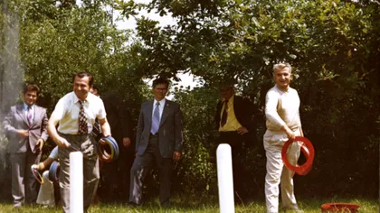 Nicolae Ceaușescu îl trata pe Ion Iliescu la fel ca pe propriul său fiu. L-a trimis la școala vieții. Unde a existat aceasta cu adevărat
