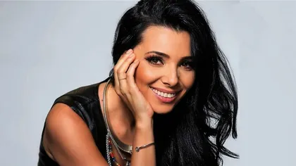 Ce mașină de lux și-a luat Corina Caragea din salariul de la PRO TV. Prezentatoarea știrilor de sport a dat lovitura