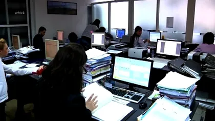 Vești proaste pentru bugetari. Salariile de la stat vor scădea. Măsura care îi va învrăjbi pe angajați