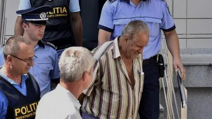 Cum arată Gheorghe Dincă, la o săptămână de când e pe mâna poliției. De la zâmbetul sfidător, la imaginea unui bunic persecutat