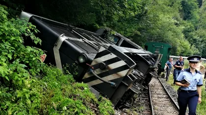 Mocănița a deraiat din nou, pe Valea Vaserului. Turiștii au sunat la 112. Care este bilanțul accidentului