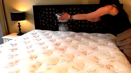 Cum să-ți cureți salteaua cu bicarbonat de sodiu. Metoda eficientă și beneficiile sale