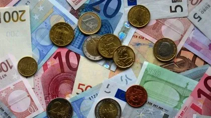 Curs valutar vineri, 27 septembrie. Cât este astăzi moneda euro?