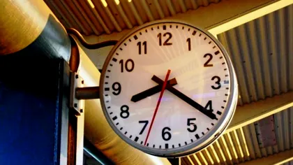 Se mai schimbă ora în România? Ce s-a decis cu privire la trecerea la ora de iarnă